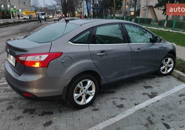 Серый Форд Фокус, объемом двигателя 1.6 л и пробегом 235 тыс. км за 7200 $, фото 7 на Automoto.ua