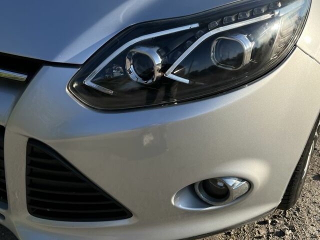 Серый Форд Фокус, объемом двигателя 1.6 л и пробегом 176 тыс. км за 7300 $, фото 8 на Automoto.ua