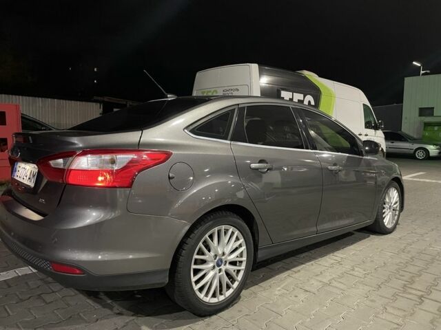 Серый Форд Фокус, объемом двигателя 2 л и пробегом 160 тыс. км за 6000 $, фото 4 на Automoto.ua