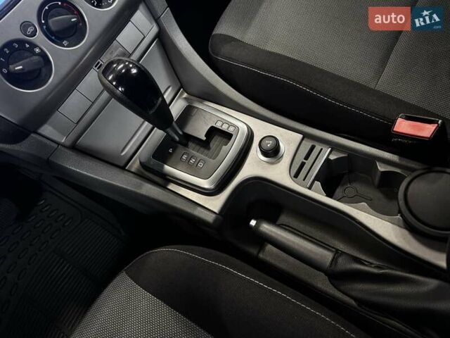 Серый Форд Фокус, объемом двигателя 1.6 л и пробегом 174 тыс. км за 6000 $, фото 34 на Automoto.ua