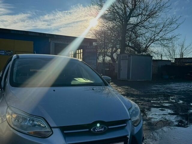 Сірий Форд Фокус, об'ємом двигуна 2 л та пробігом 260 тис. км за 6900 $, фото 4 на Automoto.ua