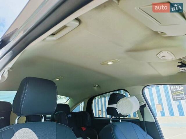 Серый Форд Фокус, объемом двигателя 2 л и пробегом 209 тыс. км за 7000 $, фото 22 на Automoto.ua