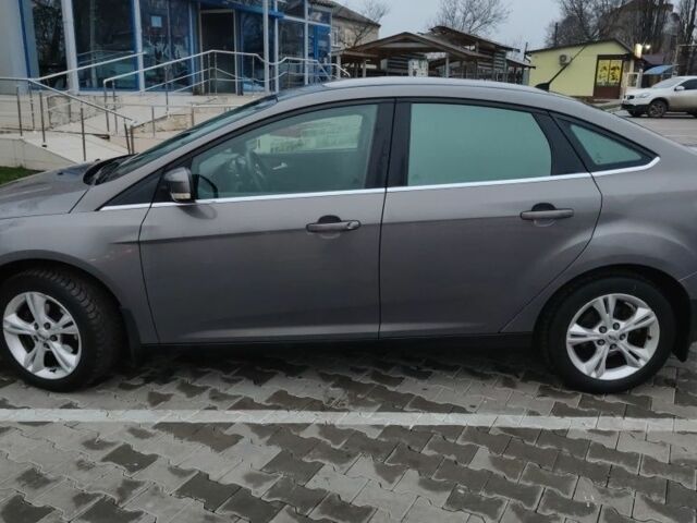 Серый Форд Фокус, объемом двигателя 1.6 л и пробегом 235 тыс. км за 7200 $, фото 1 на Automoto.ua