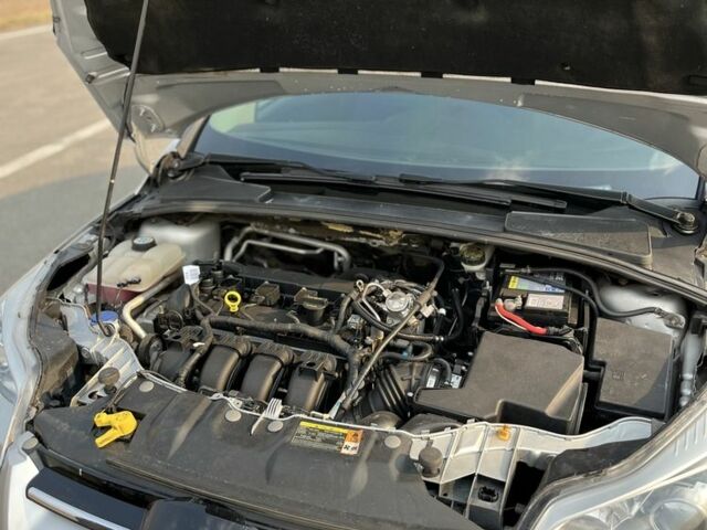 Серый Форд Фокус, объемом двигателя 2 л и пробегом 152 тыс. км за 6500 $, фото 6 на Automoto.ua