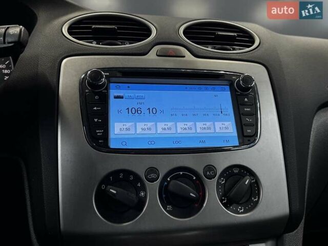 Серый Форд Фокус, объемом двигателя 1.6 л и пробегом 174 тыс. км за 6000 $, фото 33 на Automoto.ua