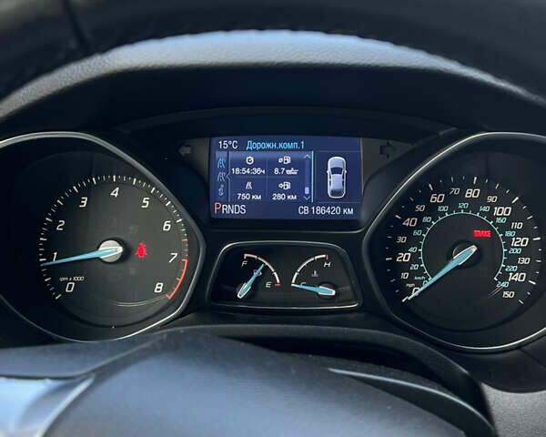 Сірий Форд Фокус, об'ємом двигуна 2 л та пробігом 186 тис. км за 7500 $, фото 3 на Automoto.ua