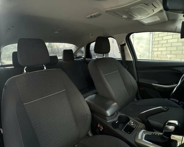 Сірий Форд Фокус, об'ємом двигуна 2 л та пробігом 186 тис. км за 7500 $, фото 8 на Automoto.ua