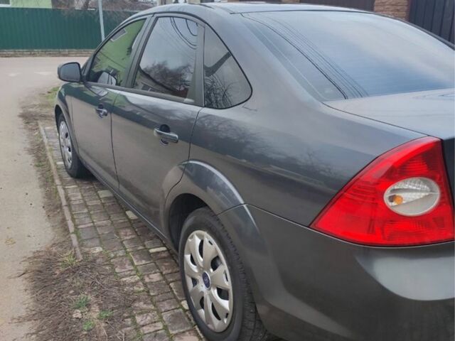 Сірий Форд Фокус, об'ємом двигуна 1.6 л та пробігом 182 тис. км за 6800 $, фото 2 на Automoto.ua