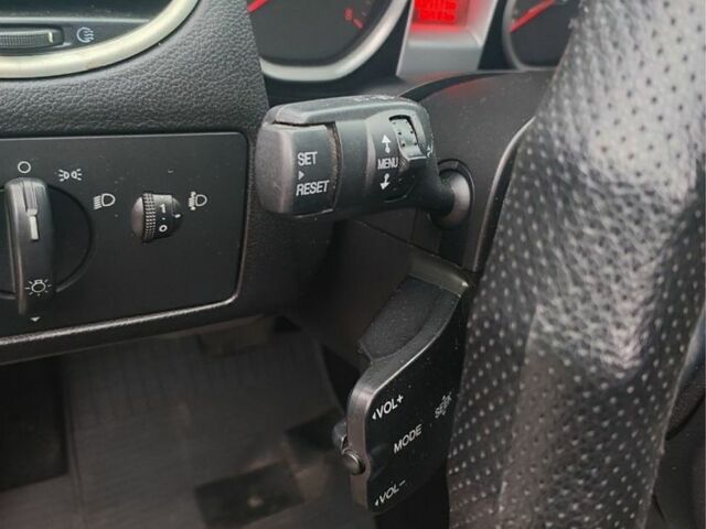 Сірий Форд Фокус, об'ємом двигуна 1.6 л та пробігом 182 тис. км за 6800 $, фото 6 на Automoto.ua