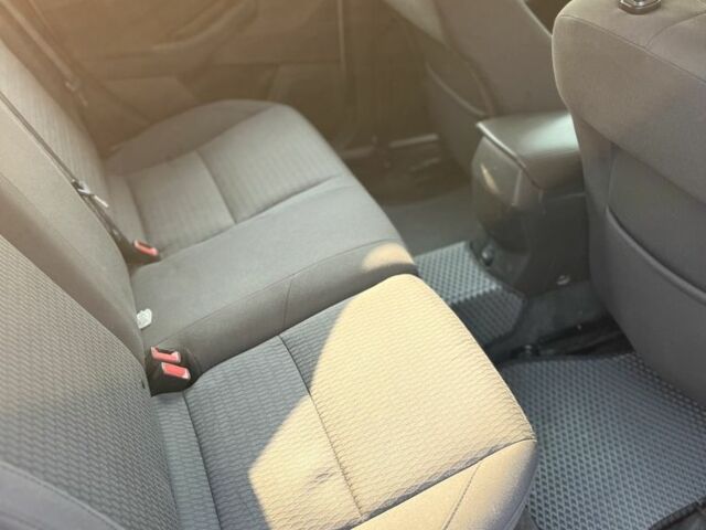 Серый Форд Фокус, объемом двигателя 2 л и пробегом 152 тыс. км за 6500 $, фото 8 на Automoto.ua