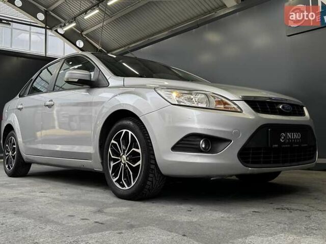 Серый Форд Фокус, объемом двигателя 1.6 л и пробегом 174 тыс. км за 6000 $, фото 26 на Automoto.ua