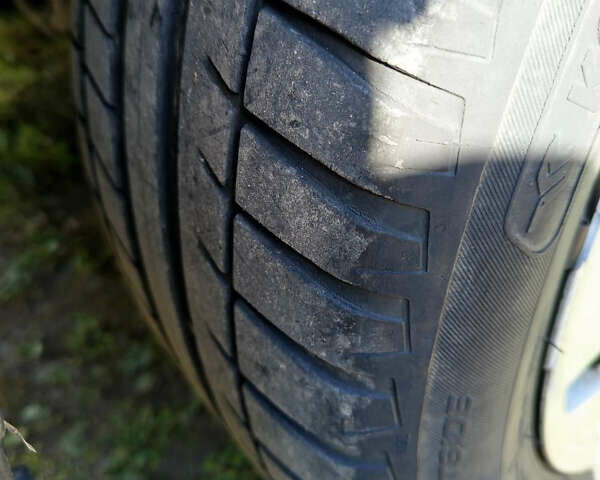 Серый Форд Фокус, объемом двигателя 2.01 л и пробегом 280 тыс. км за 6100 $, фото 25 на Automoto.ua