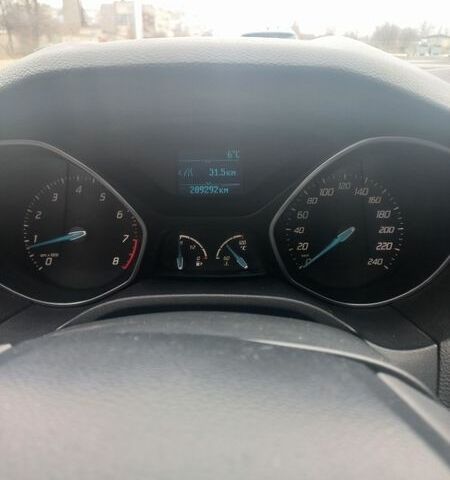 Серый Форд Фокус, объемом двигателя 1.6 л и пробегом 290 тыс. км за 6900 $, фото 7 на Automoto.ua