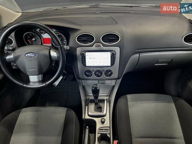 Серый Форд Фокус, объемом двигателя 1.6 л и пробегом 174 тыс. км за 6000 $, фото 31 на Automoto.ua
