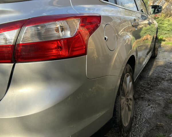 Сірий Форд Фокус, об'ємом двигуна 2 л та пробігом 186 тис. км за 7500 $, фото 11 на Automoto.ua