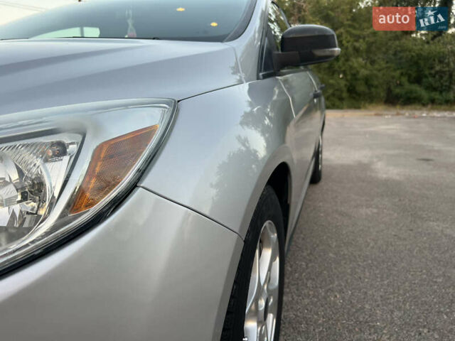 Сірий Форд Фокус, об'ємом двигуна 2 л та пробігом 250 тис. км за 5550 $, фото 14 на Automoto.ua