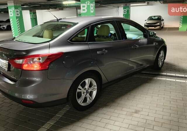 Серый Форд Фокус, объемом двигателя 2 л и пробегом 194 тыс. км за 7400 $, фото 4 на Automoto.ua