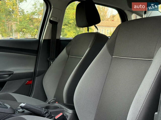 Серый Форд Фокус, объемом двигателя 2 л и пробегом 135 тыс. км за 7499 $, фото 15 на Automoto.ua