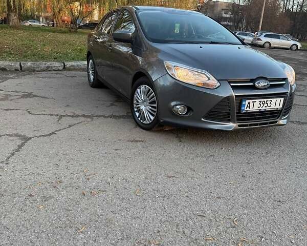 Серый Форд Фокус, объемом двигателя 2 л и пробегом 228 тыс. км за 6700 $, фото 1 на Automoto.ua