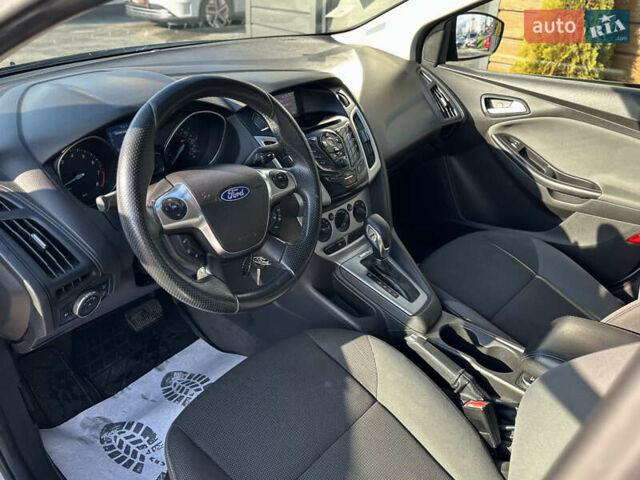 Серый Форд Фокус, объемом двигателя 2 л и пробегом 189 тыс. км за 8200 $, фото 22 на Automoto.ua