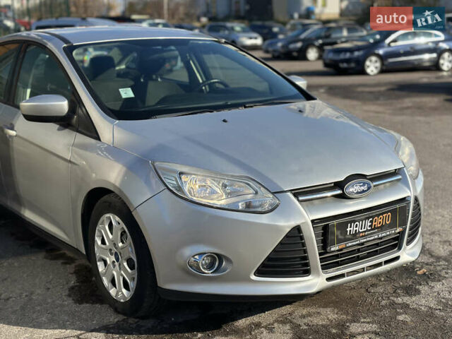Серый Форд Фокус, объемом двигателя 2 л и пробегом 189 тыс. км за 8200 $, фото 7 на Automoto.ua