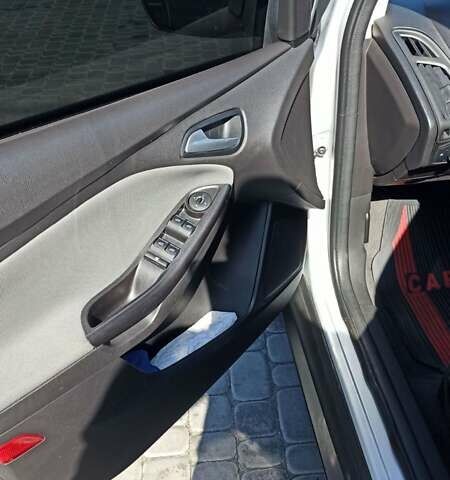 Сірий Форд Фокус, об'ємом двигуна 2 л та пробігом 241 тис. км за 6650 $, фото 19 на Automoto.ua