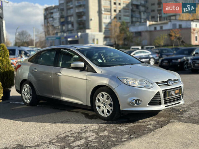 Серый Форд Фокус, объемом двигателя 2 л и пробегом 189 тыс. км за 8200 $, фото 6 на Automoto.ua