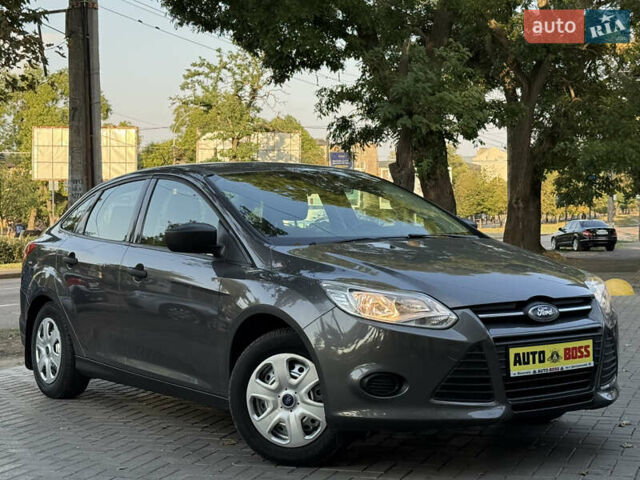 Серый Форд Фокус, объемом двигателя 2 л и пробегом 135 тыс. км за 7499 $, фото 6 на Automoto.ua