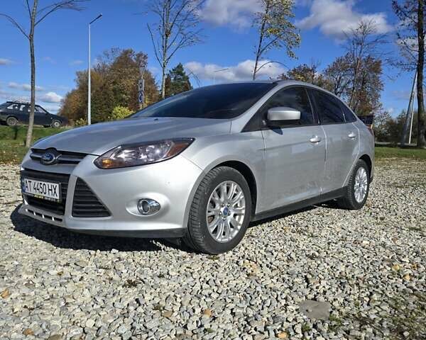 Сірий Форд Фокус, об'ємом двигуна 2 л та пробігом 218 тис. км за 6600 $, фото 5 на Automoto.ua