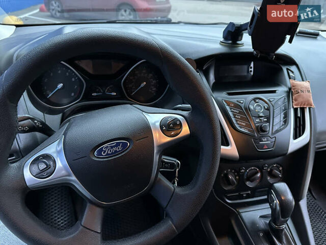 Сірий Форд Фокус, об'ємом двигуна 2 л та пробігом 231 тис. км за 6700 $, фото 11 на Automoto.ua
