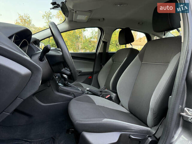 Сірий Форд Фокус, об'ємом двигуна 2 л та пробігом 135 тис. км за 7900 $, фото 3 на Automoto.ua