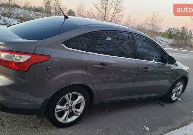 Сірий Форд Фокус, об'ємом двигуна 1.6 л та пробігом 292 тис. км за 7200 $, фото 3 на Automoto.ua