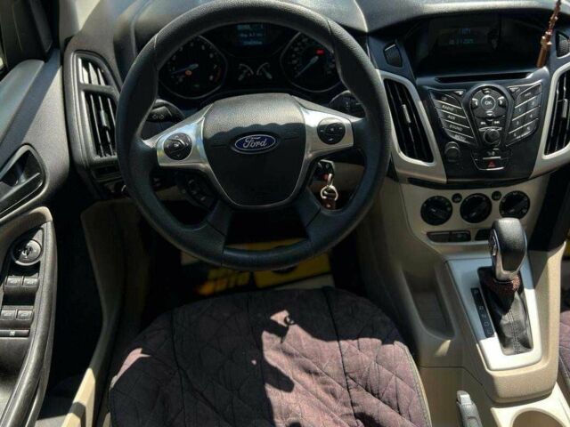 Серый Форд Фокус, объемом двигателя 2 л и пробегом 214 тыс. км за 7900 $, фото 13 на Automoto.ua