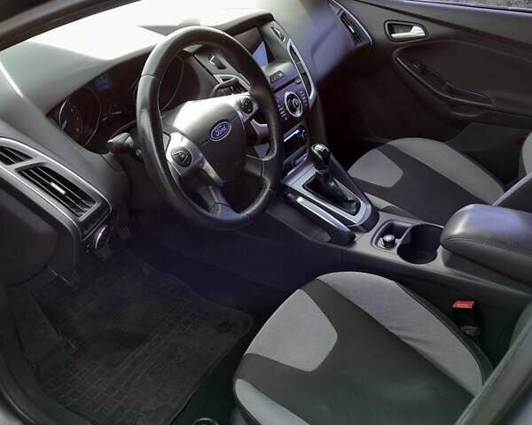 Серый Форд Фокус, объемом двигателя 1.6 л и пробегом 148 тыс. км за 7700 $, фото 21 на Automoto.ua