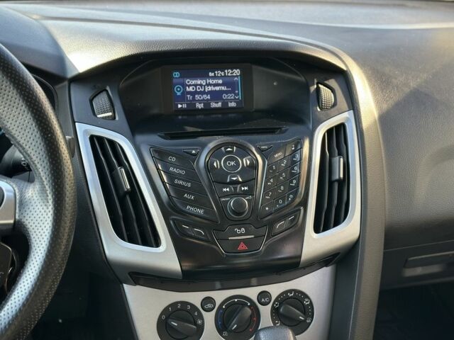 Сірий Форд Фокус, об'ємом двигуна 2 л та пробігом 189 тис. км за 8200 $, фото 20 на Automoto.ua