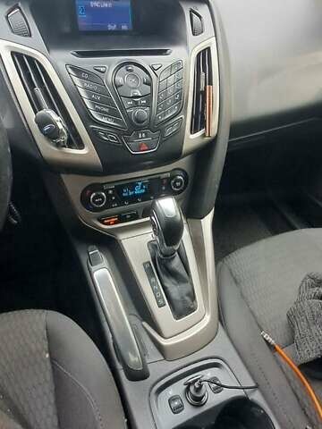 Серый Форд Фокус, объемом двигателя 2 л и пробегом 200 тыс. км за 6500 $, фото 10 на Automoto.ua