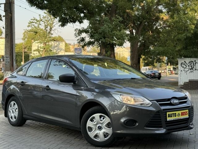 Сірий Форд Фокус, об'ємом двигуна 2 л та пробігом 135 тис. км за 7499 $, фото 3 на Automoto.ua