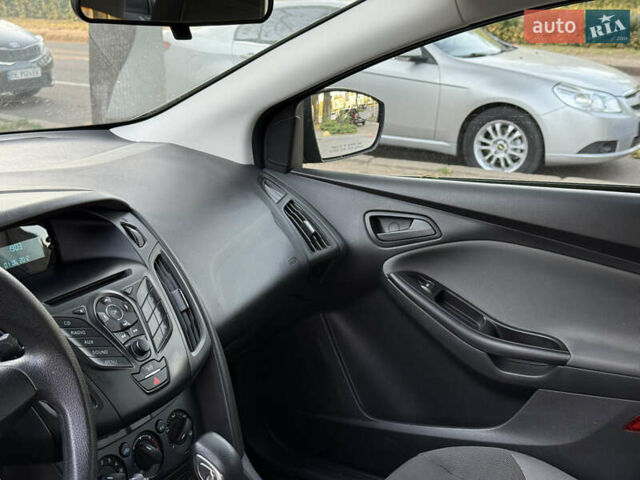 Серый Форд Фокус, объемом двигателя 2 л и пробегом 135 тыс. км за 7499 $, фото 18 на Automoto.ua