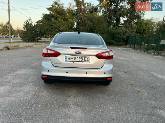 Сірий Форд Фокус, об'ємом двигуна 2 л та пробігом 250 тис. км за 5550 $, фото 5 на Automoto.ua