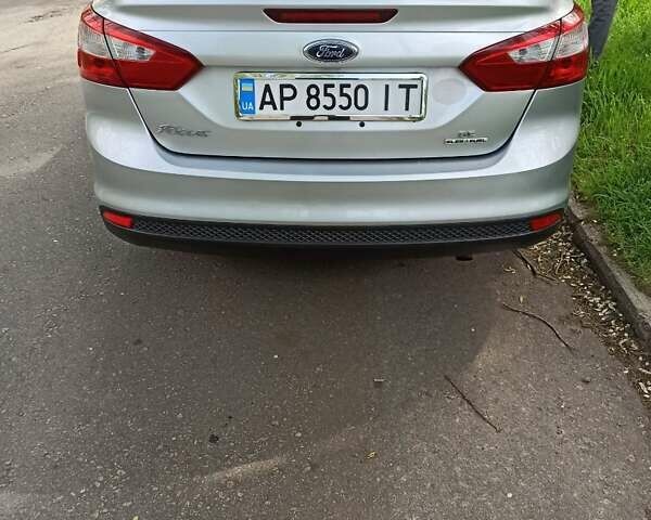 Сірий Форд Фокус, об'ємом двигуна 2 л та пробігом 241 тис. км за 6650 $, фото 3 на Automoto.ua
