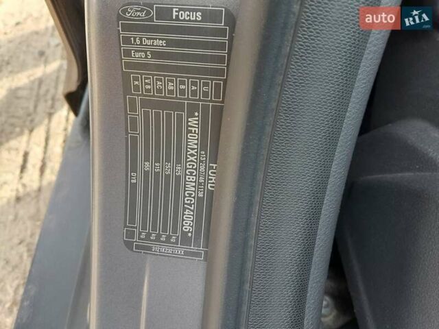 Серый Форд Фокус, объемом двигателя 1.6 л и пробегом 148 тыс. км за 7700 $, фото 10 на Automoto.ua