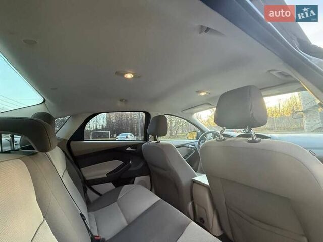 Серый Форд Фокус, объемом двигателя 2 л и пробегом 228 тыс. км за 6700 $, фото 18 на Automoto.ua
