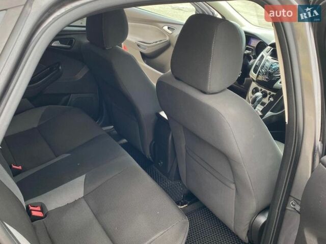 Серый Форд Фокус, объемом двигателя 2 л и пробегом 345 тыс. км за 6500 $, фото 23 на Automoto.ua