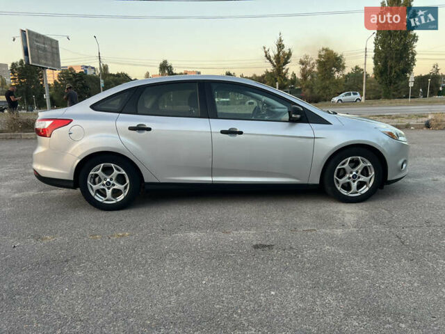 Сірий Форд Фокус, об'ємом двигуна 2 л та пробігом 250 тис. км за 5550 $, фото 7 на Automoto.ua