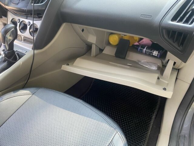 Серый Форд Фокус, объемом двигателя 2 л и пробегом 227 тыс. км за 6000 $, фото 12 на Automoto.ua