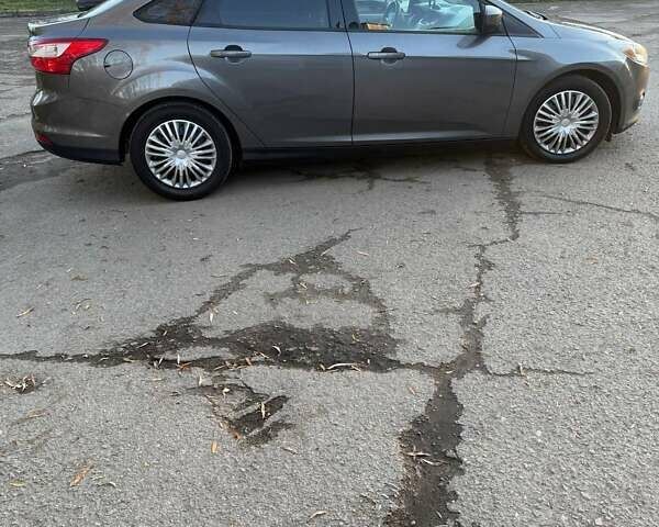 Серый Форд Фокус, объемом двигателя 2 л и пробегом 228 тыс. км за 6700 $, фото 7 на Automoto.ua