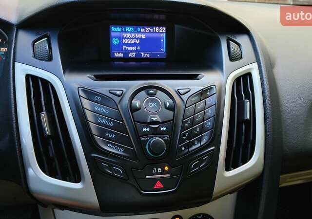 Серый Форд Фокус, объемом двигателя 2 л и пробегом 194 тыс. км за 7400 $, фото 13 на Automoto.ua