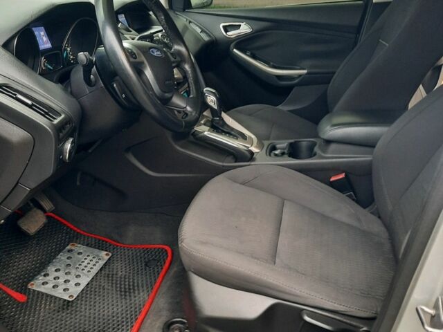 Серый Форд Фокус, объемом двигателя 2 л и пробегом 260 тыс. км за 6200 $, фото 3 на Automoto.ua