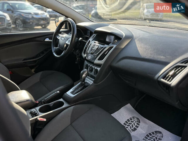 Серый Форд Фокус, объемом двигателя 2 л и пробегом 189 тыс. км за 8200 $, фото 23 на Automoto.ua