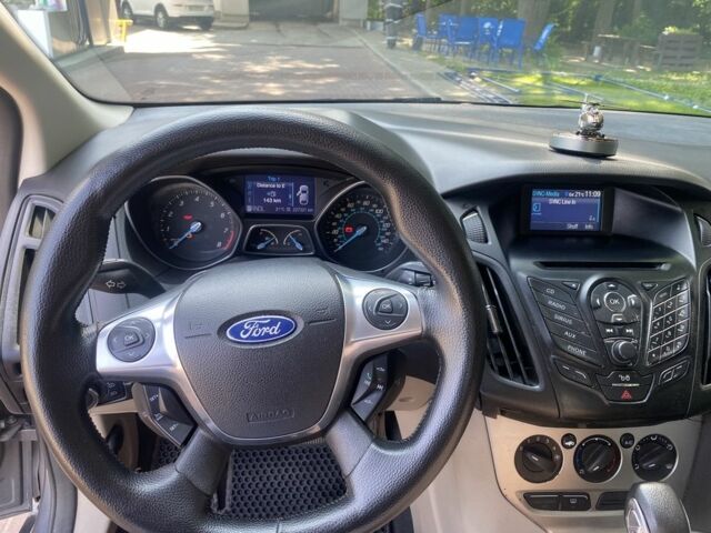 Серый Форд Фокус, объемом двигателя 2 л и пробегом 227 тыс. км за 6000 $, фото 8 на Automoto.ua